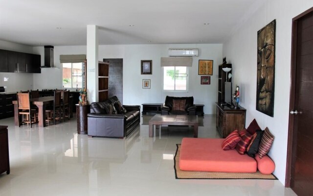 Baan Aroka Pool Villa Sea View