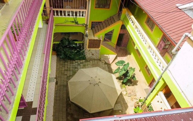 Seasons Hotel & Lodge