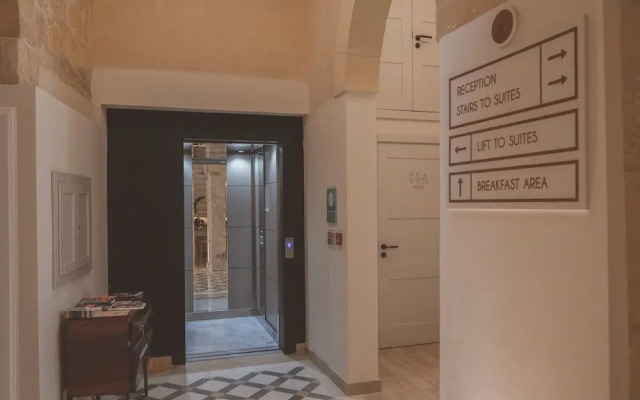Maria Rosa Suites