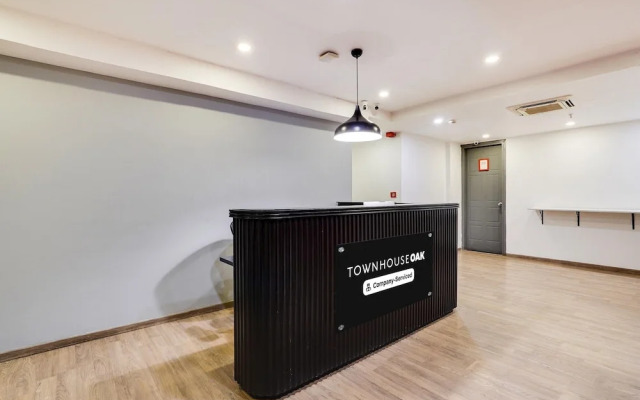 Premium Stays at Oak Indranagar