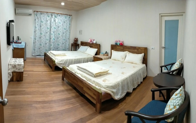 Qin Shui House