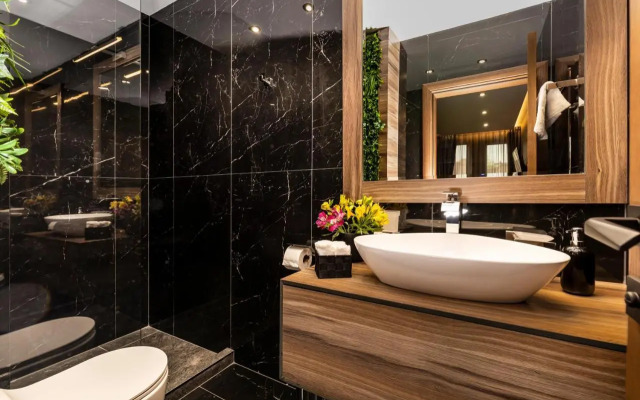 SOHO Apart House