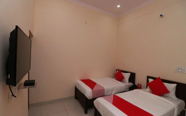 Sangam Darshan By OYO Rooms