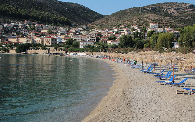 Meli Apartments & Villas