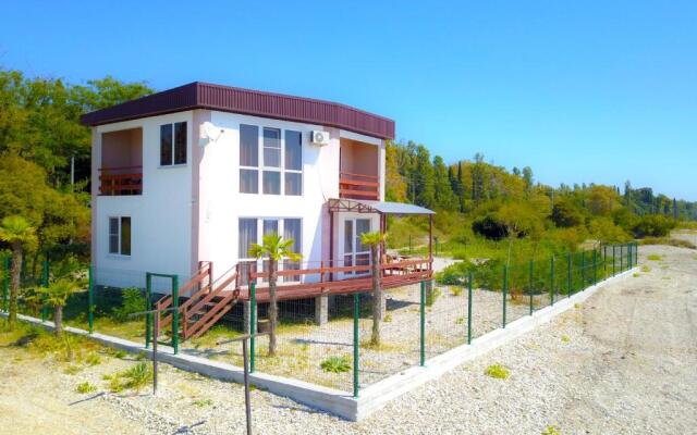 Apartments Izumrudniy Bereg