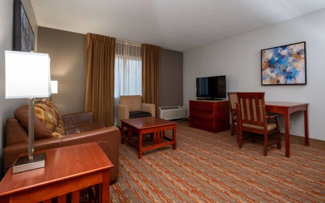 Endeavor Inn & Suites, Trademark Collection by Wyndham