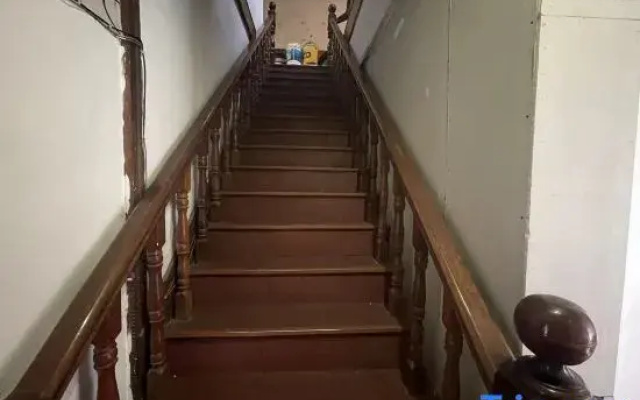 Jisu Guangnian E-sports Homestay (Shanghai Huinan)