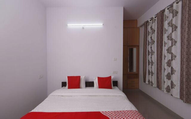 OYO 12695 Home Cosy 5BHK Himuda Sanjauli