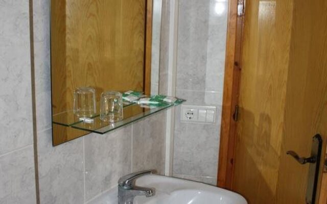 Aparthotel Les Agudes