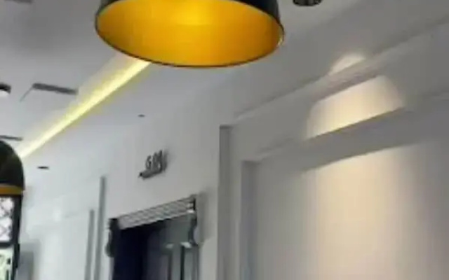 Eleve Hotel