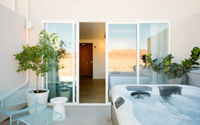Skyview Hotel