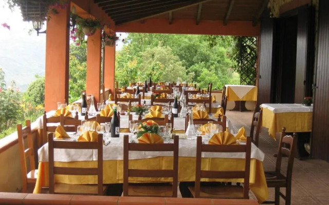 Azienda Agrituristica Salella