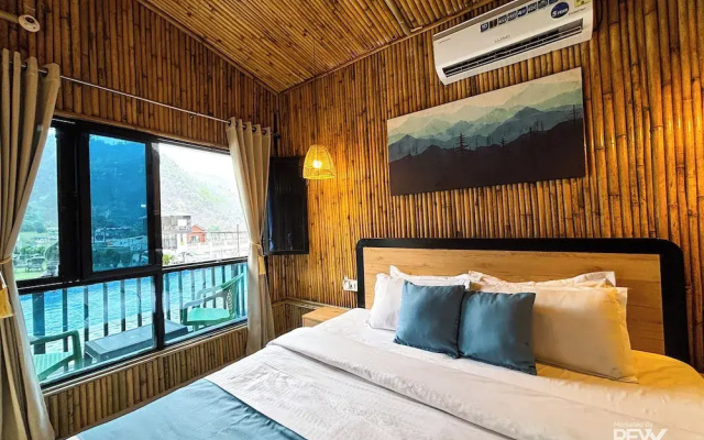 Euphoric Tiger Resort