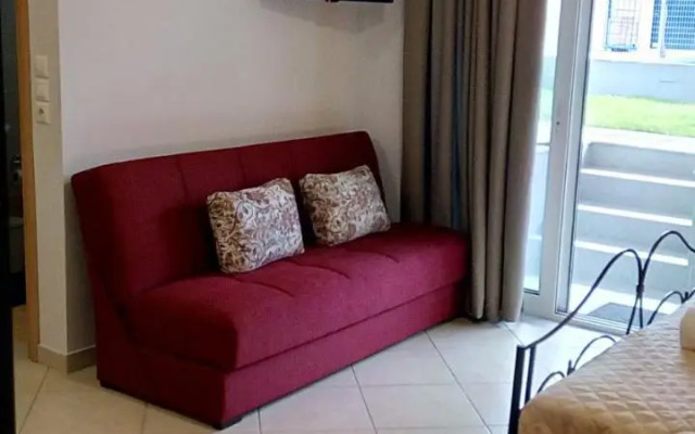 Spyros Studio