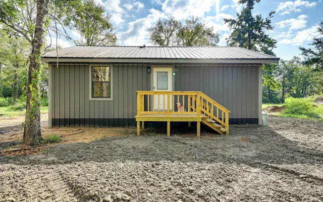 Pet-friendly Broken Bow Cabin Near Lukfata Creek!