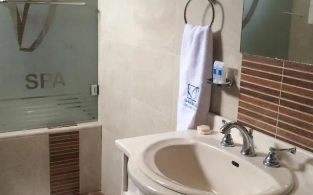 Natural Gamboa Hospedaje  Spa