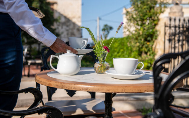 Halepa Hotel