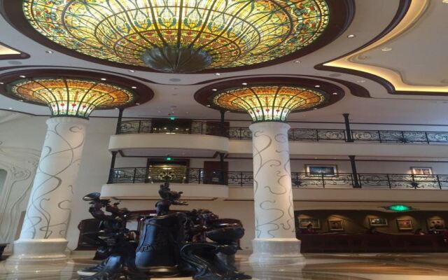 Shanghai Disneyland Hotel