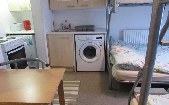 No 8 Apartments