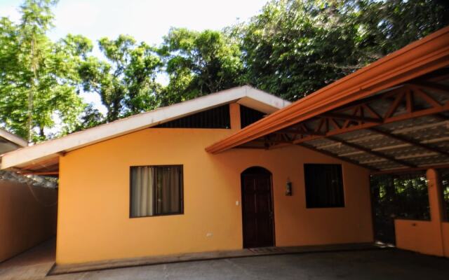 Casa Amigos by the beach