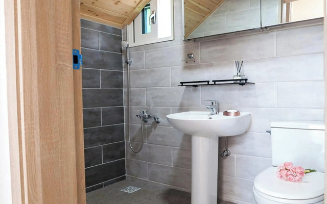 Yangyang Pinot Tree Pension