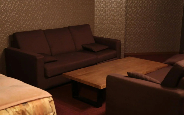 Forest Inn Sangoro