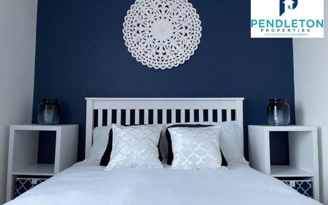 Cosy 2 bed property Contractor and Leisure Stays