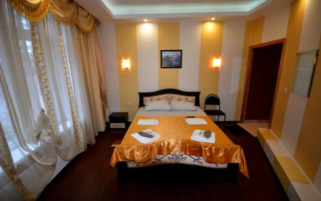 Aviator Hotel