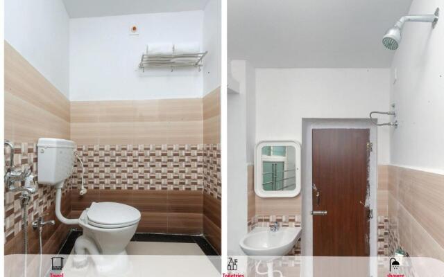 Capital O 27775 Hotel Srinivasa Residency