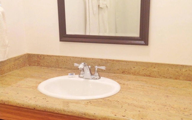 Jefferson Inn and Suites