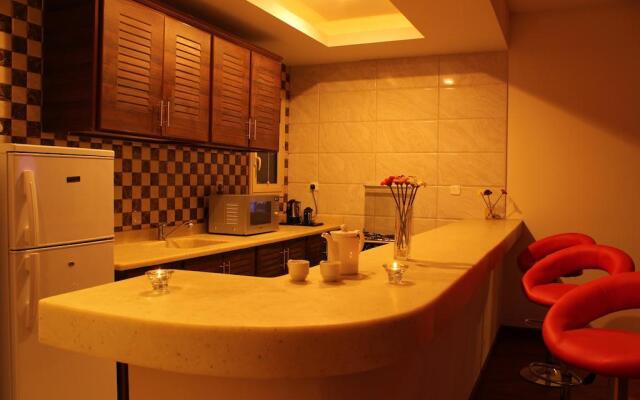 Samaya Suites