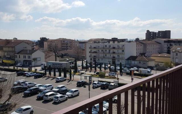 Appartement Montrond-les-Bains, 2 pièces, 2 personnes - FR-1-496-229