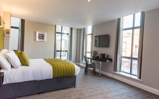 St Nicholas Hotel