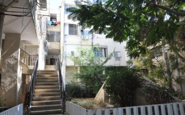 Isramax Jerusalem Apartment in Bat-Yam