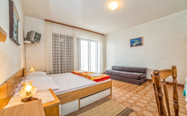 Apartments Lukin / Studio 4/2