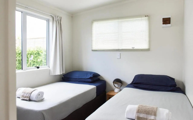 Orewa Kiwi Cabins