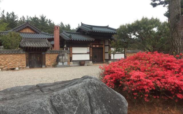Peepul Hanok Stay