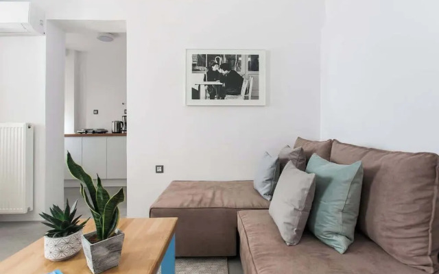Athens Residence - Cozy Gem Near Acropolis