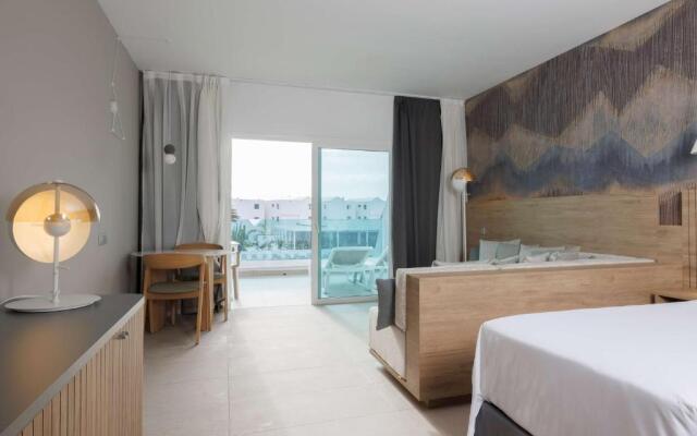 Radisson Blu Resort Lanzarote - Adults Only +16