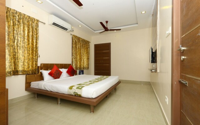 OYO 5323 Kamadenu Residency