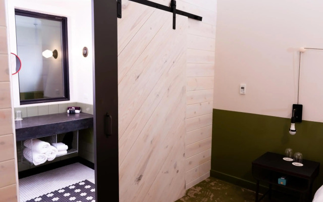 Cotton Court, by Valencia Hotel Collection