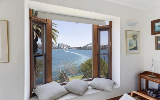 Postcard Views of Iconic Sydney Harbour - CP302