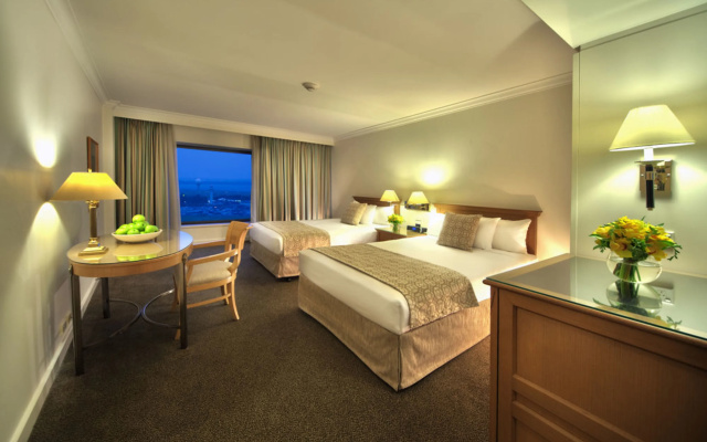 Stamford Plaza Sydney Airport Hotel & Conference Centre – Guest Rooms – Sydney