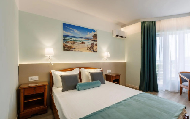 Amiral Hotel