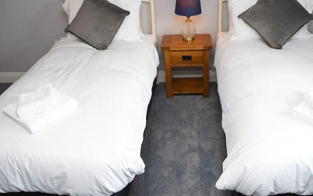 Dog & Crook Braishfield