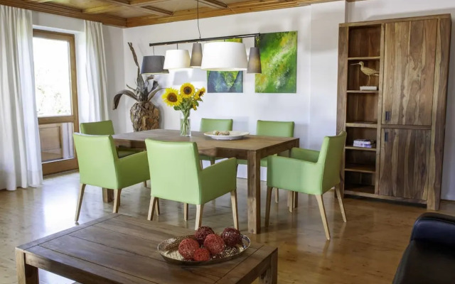 Cozy Apartment in Ruhmannsfelden With Swimming Pool