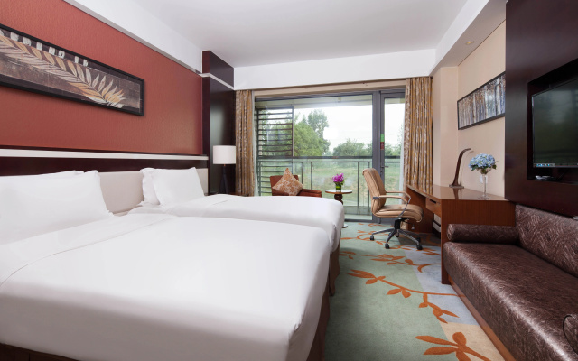Holiday Inn Beijing Shijingshan Parkview by IHG – Guest Rooms – Beijing