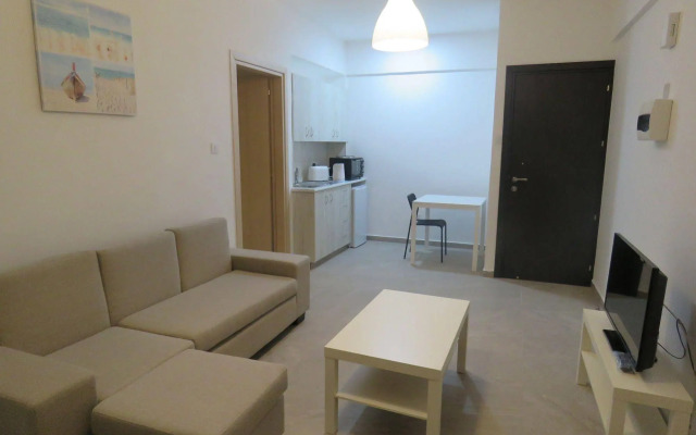 Polyxeni Hotel Apartments