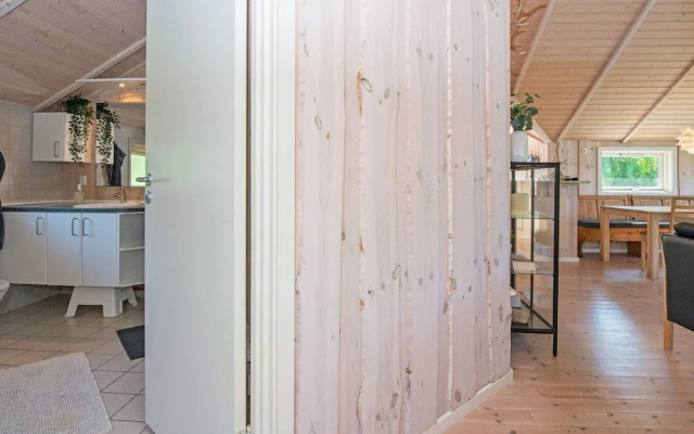 6 Person Holiday Home in Toftlund