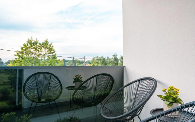 Apartments & Room Forest